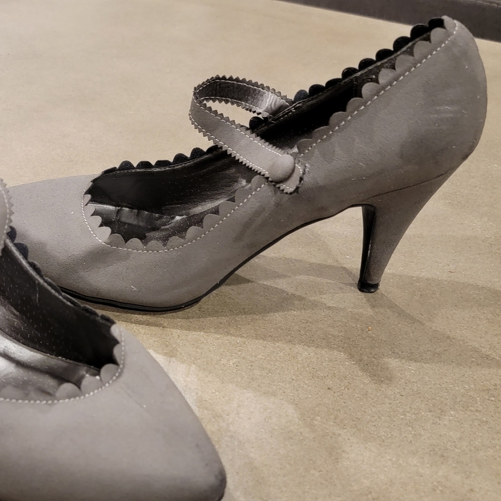 Women shoes